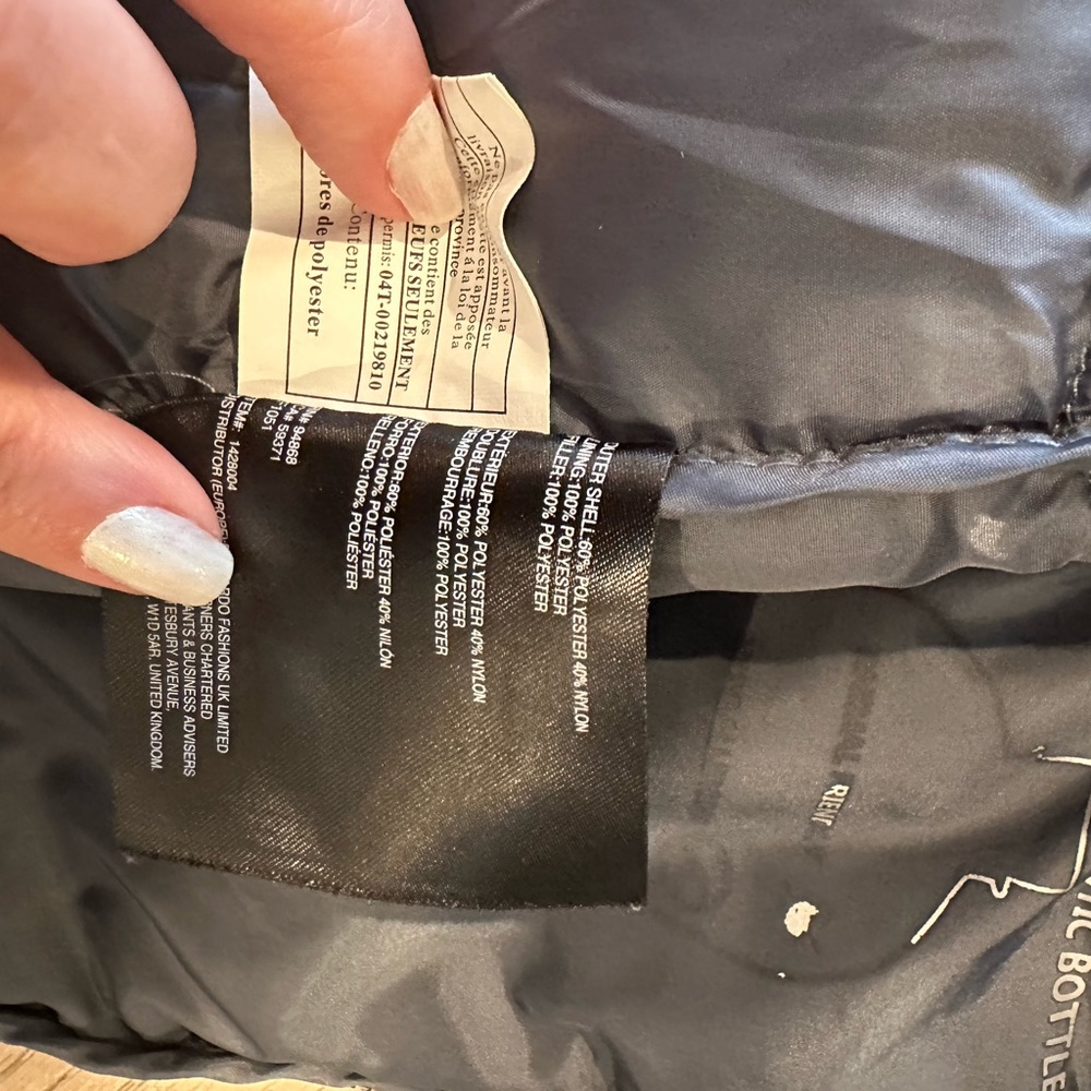 Quilted Packable jacket! - Picture 8 of 9